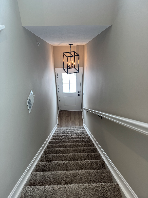 508 Glenhaven Way - Photo 3 of 20