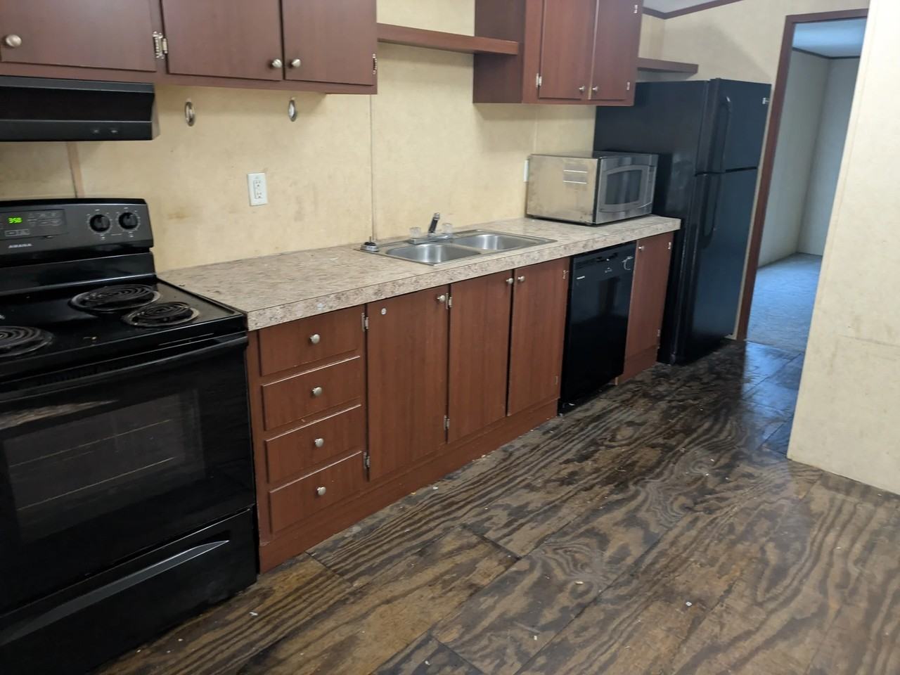 203 E Lincoln St #LOT2 - Photo 4 of 13