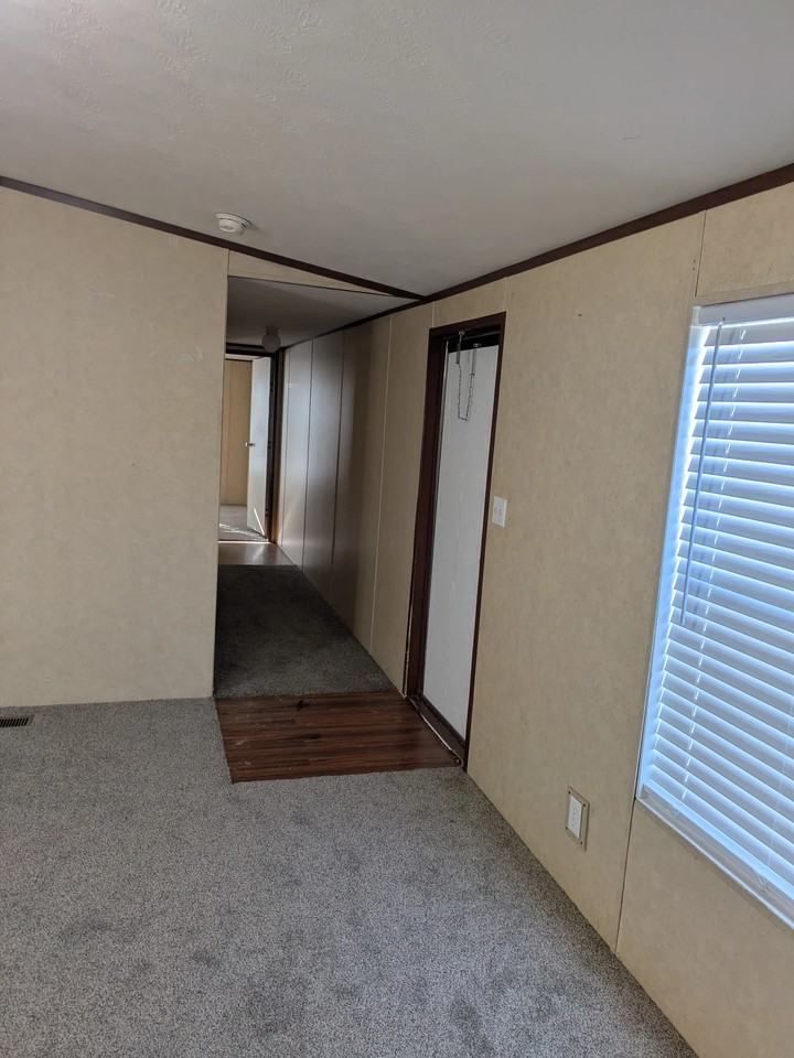 203 E Lincoln St #LOT2 - Photo 6 of 13