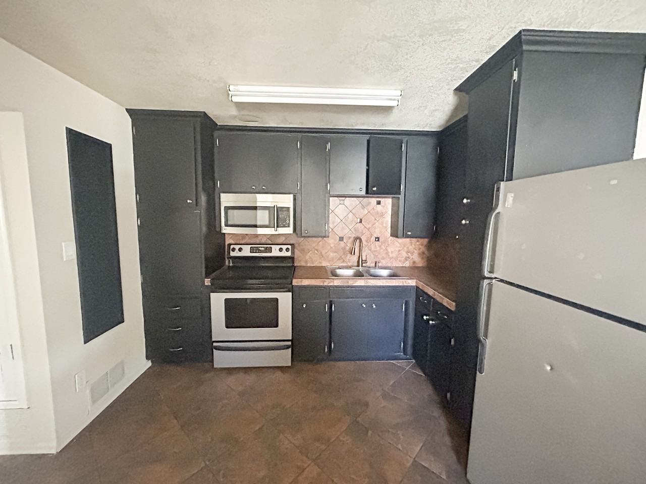 33 S Olive - Photo 4 of 14