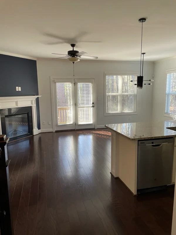 748 Carolina Ave - Photo 2 of 18