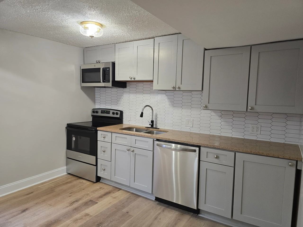 11714 Balsamwood Ter - Photo 3 of 20