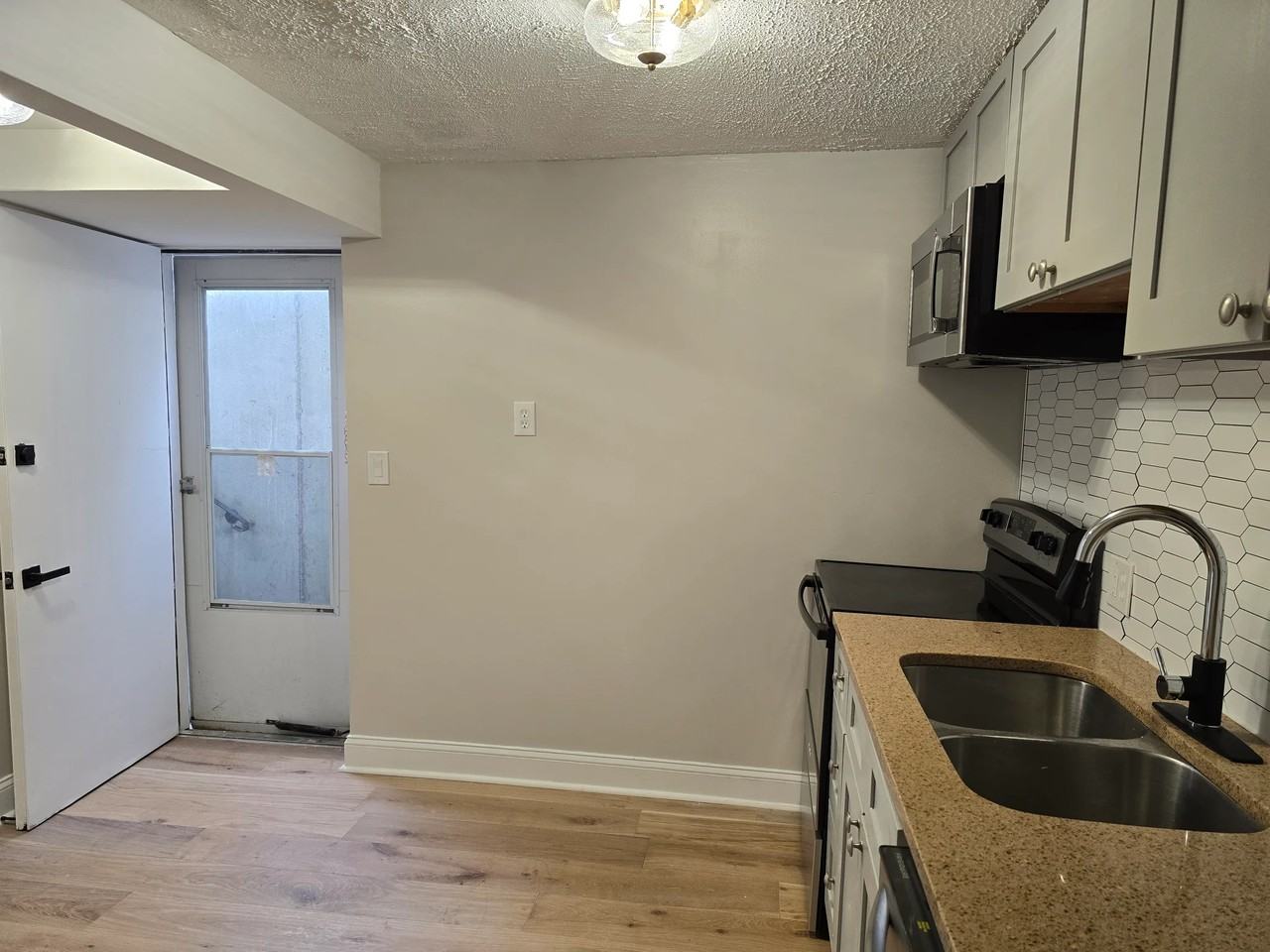 11714 Balsamwood Ter - Photo 4 of 20