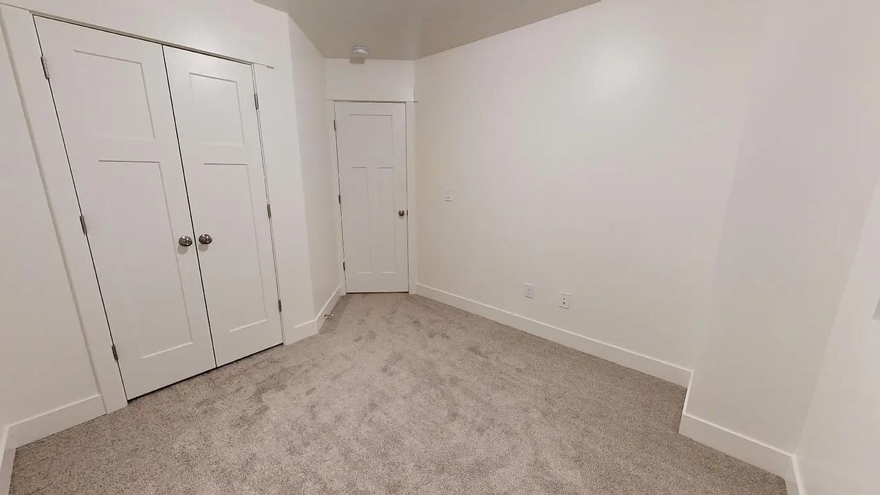 920 Se #17G - Photo 6 of 10