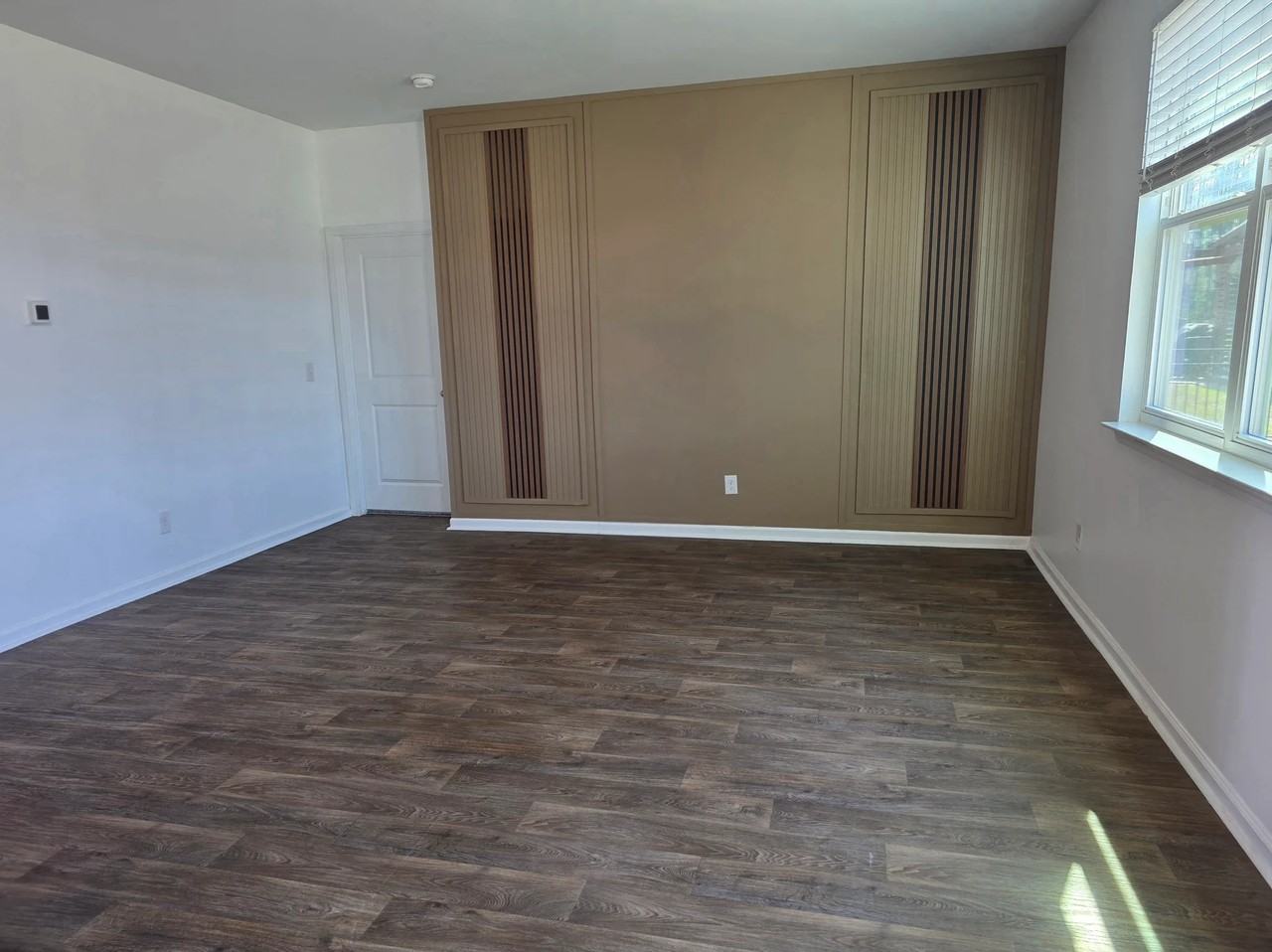 104 Decker Dr - Photo 5 of 10