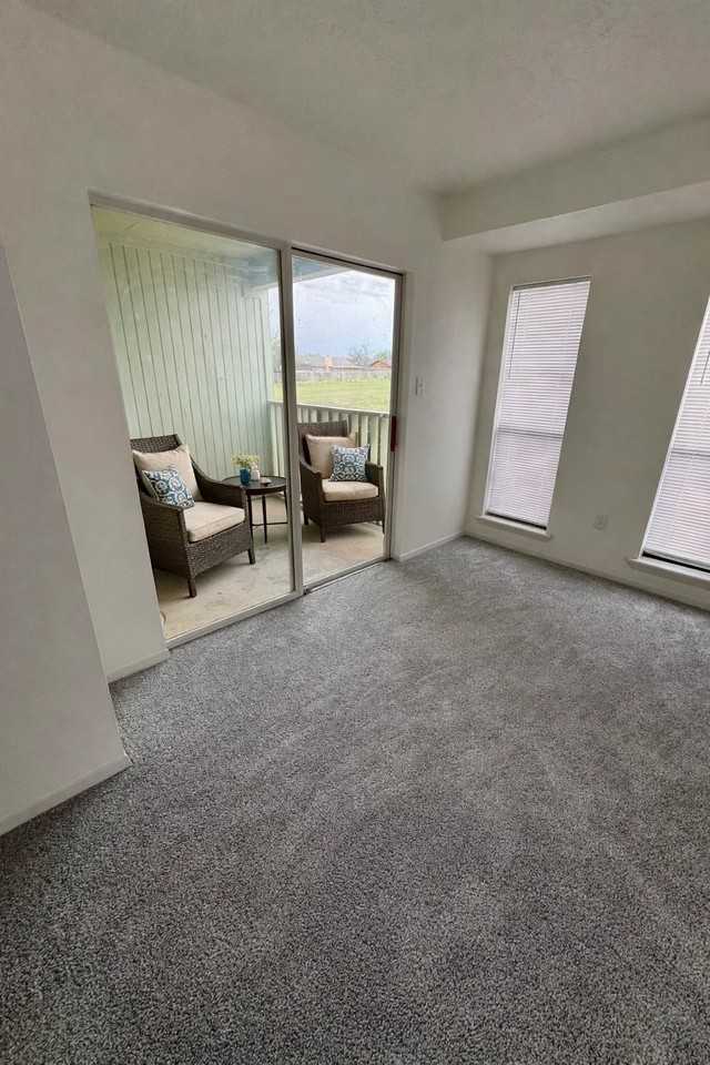 6925 Sw Hampshire Cir - Photo 6 of 12