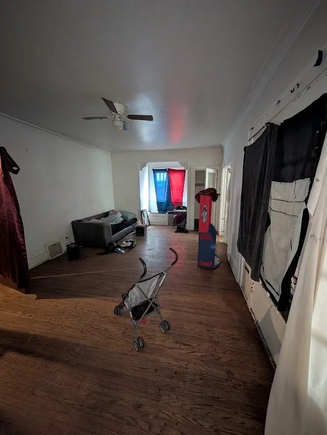 107 E Archer Ave - Photo 3 of 15