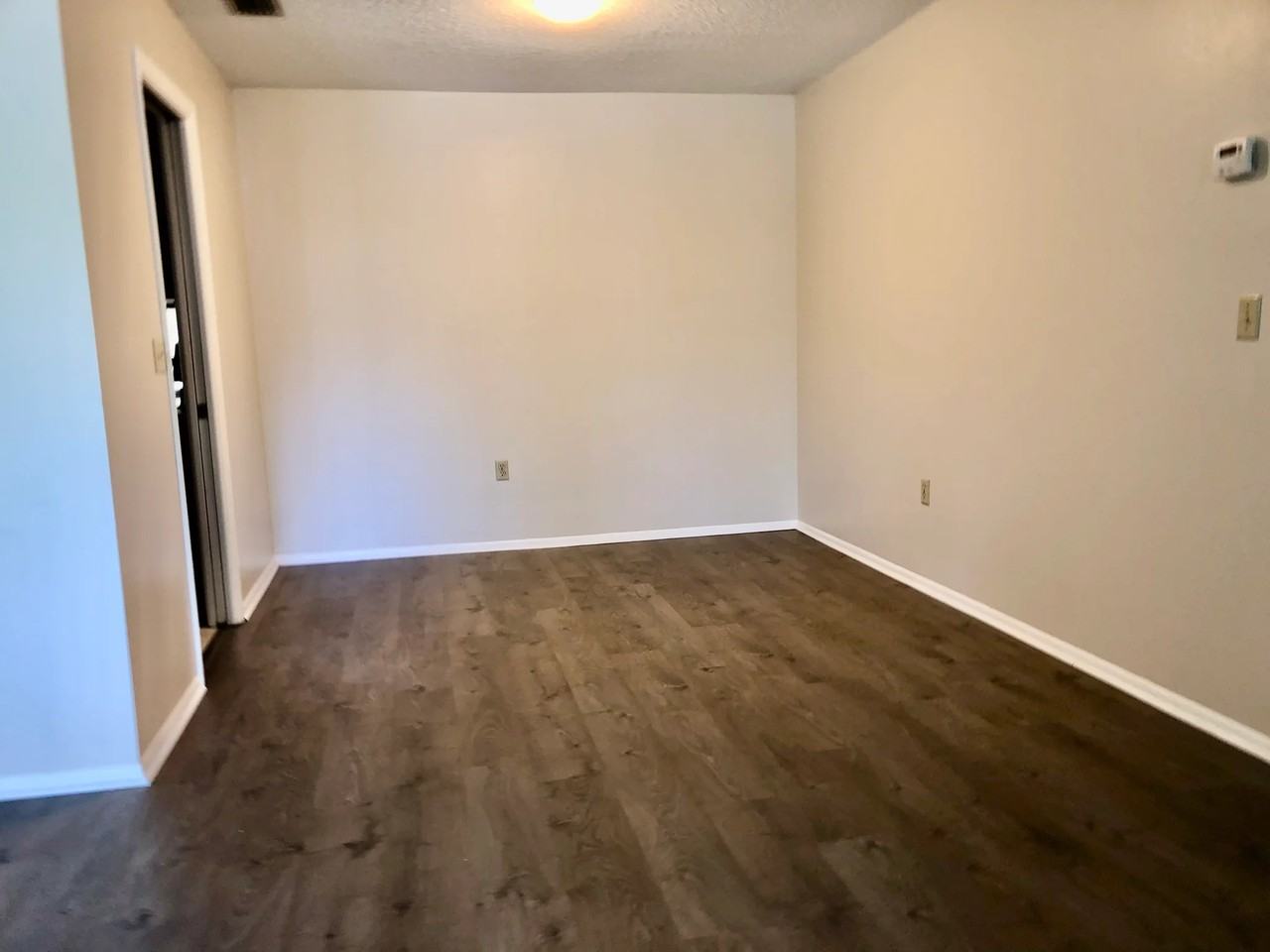 1904 38th St W - Photo 4 of 12