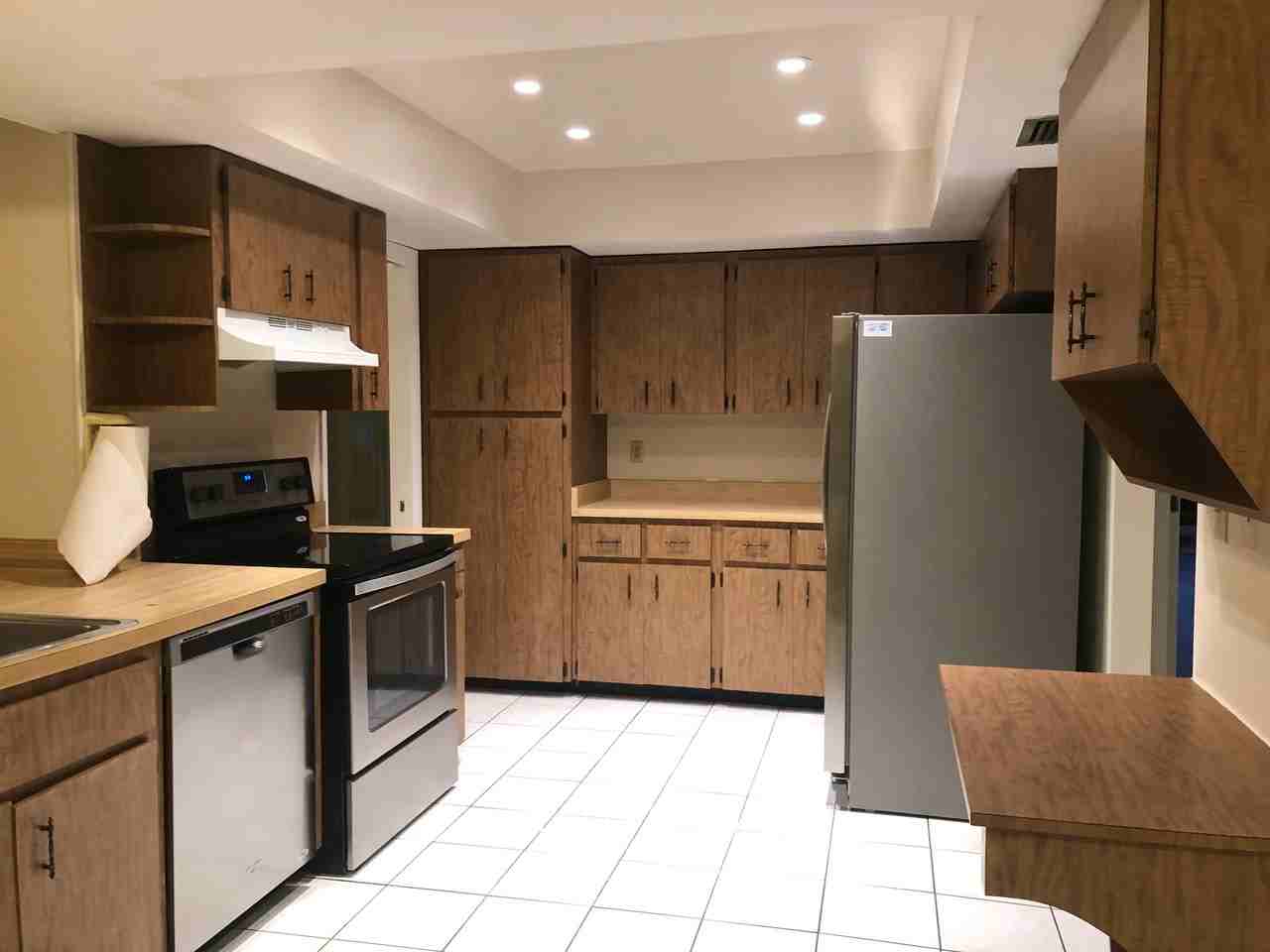 1904 38th St W - Photo 7 of 12