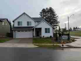 916 S 29th Pl - Photo 1 of 1