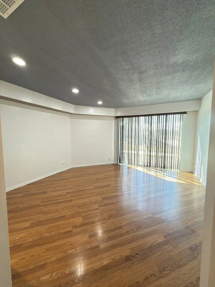 1406 Golfview Dr - Photo 5 of 15