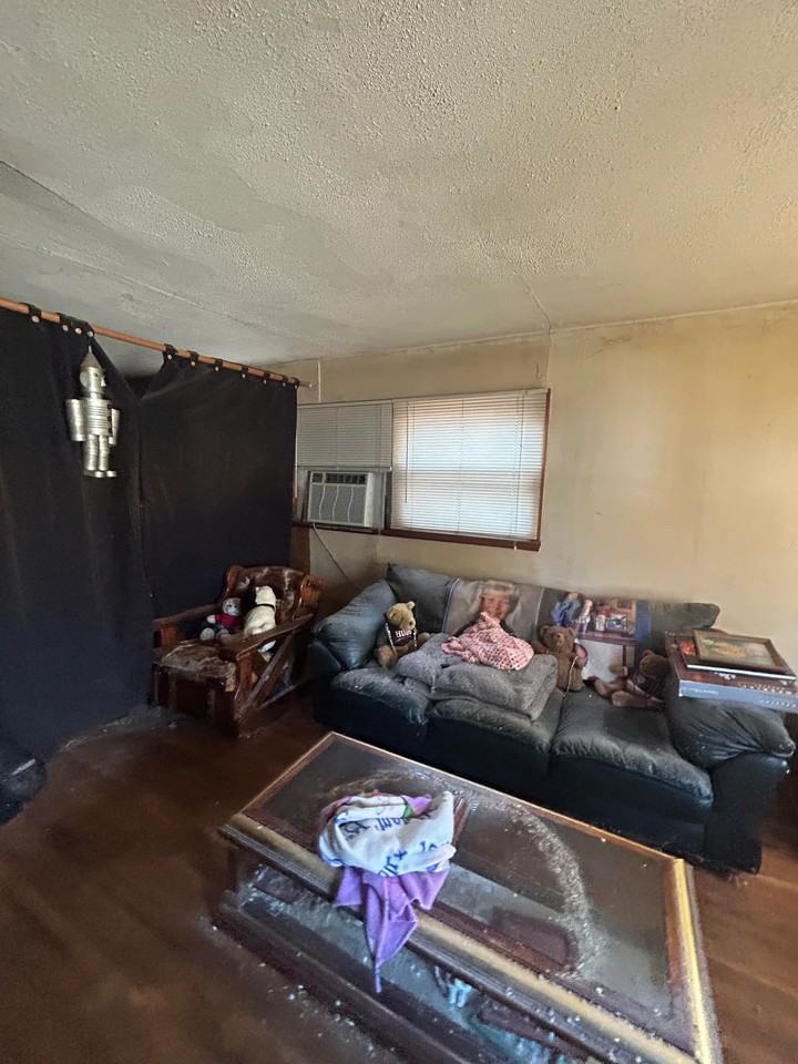 436 Macdougall Dr - Photo 7 of 19