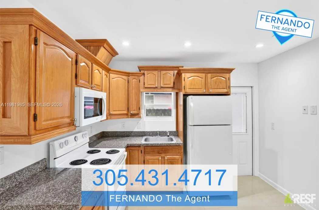 6761 Sw 13th Ter #001 - Photo 6 of 18