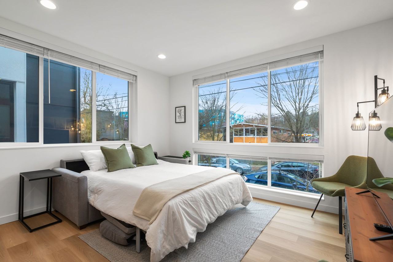 7510 43rd Ave S #C - Photo 6 of 20