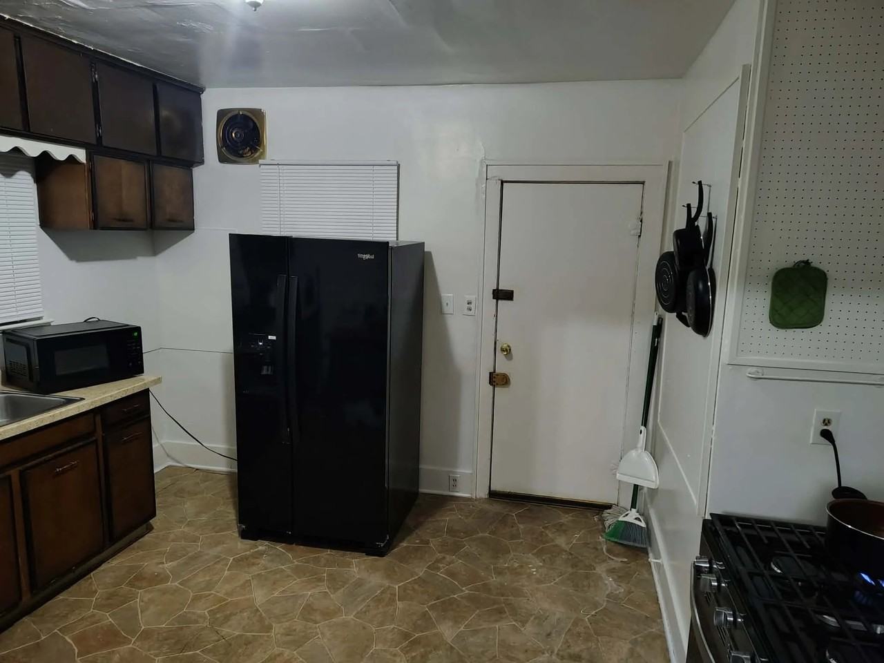 406 E Baltimore Blvd #1 - Photo 7 of 8