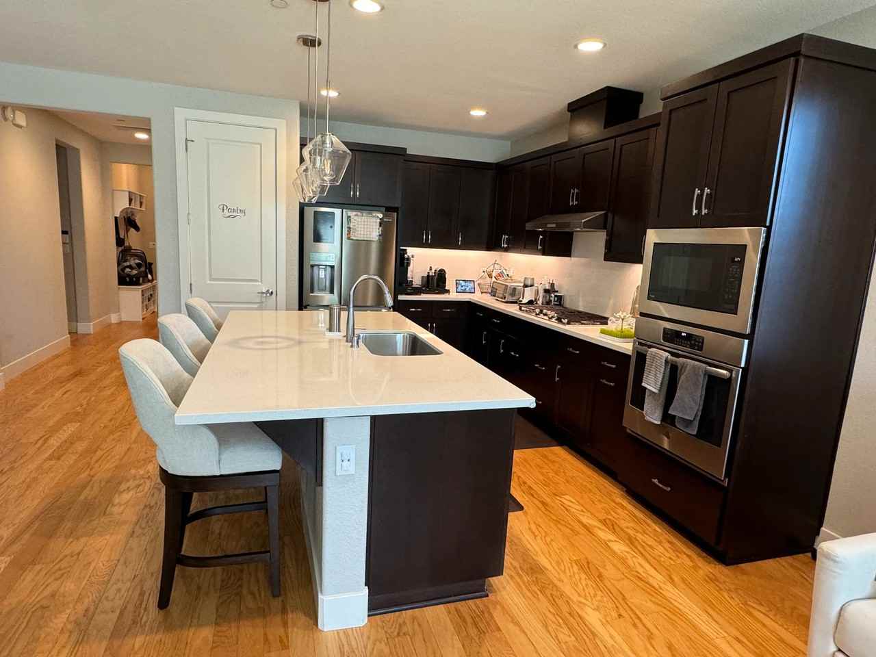 437 Wayland Loop - Photo 4 of 19