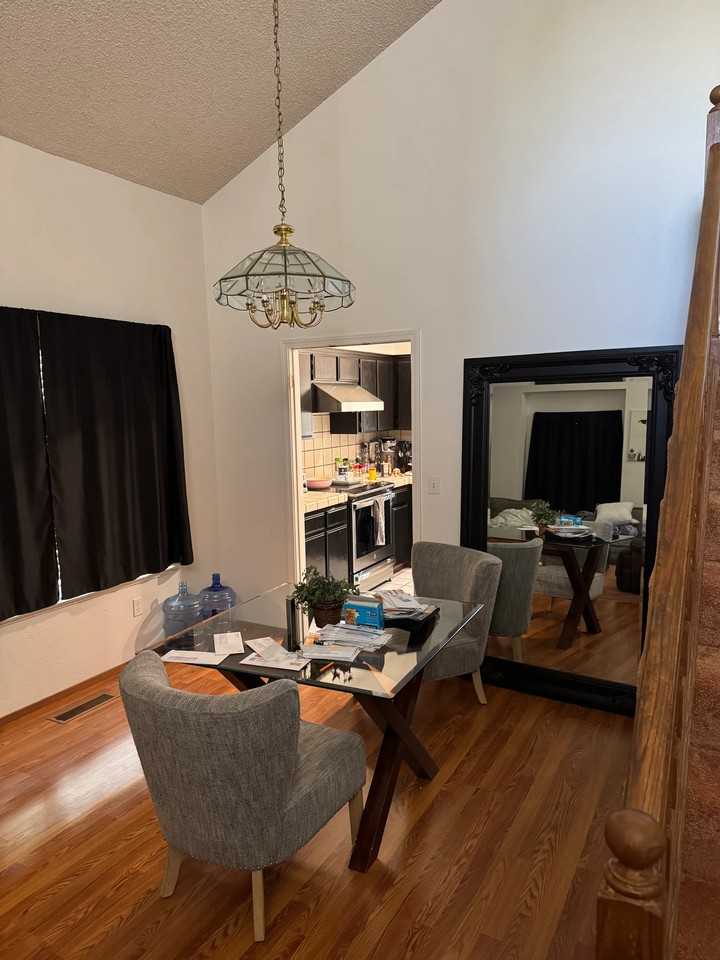 400 Redrock Dr - Photo 3 of 5