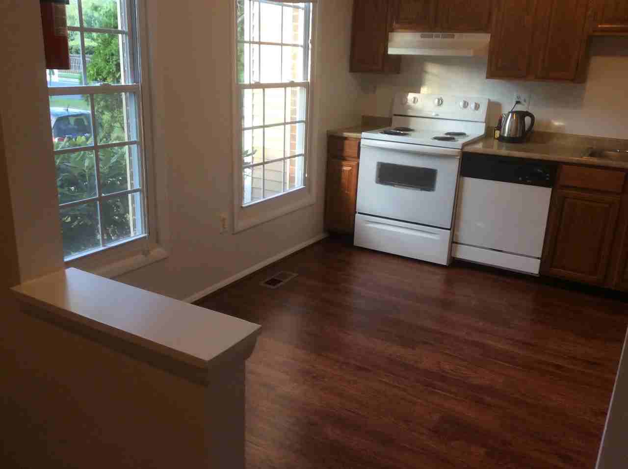 7602 Quincewood Ct - Photo 2 of 14