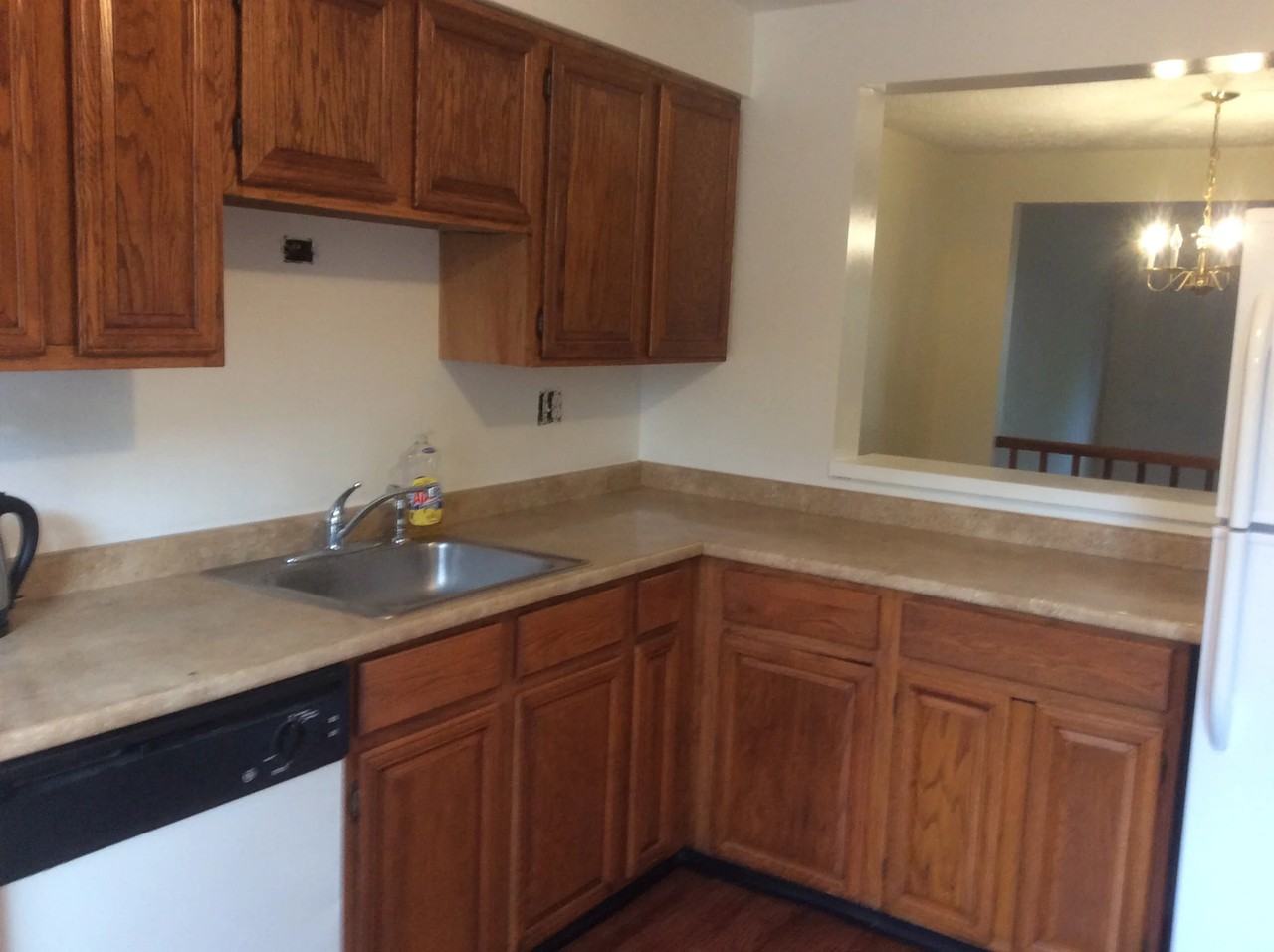 7602 Quincewood Ct - Photo 4 of 14