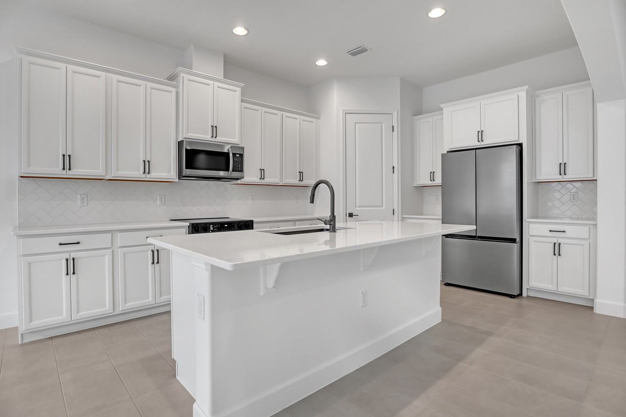 2238 Salew St - Photo 6 of 20