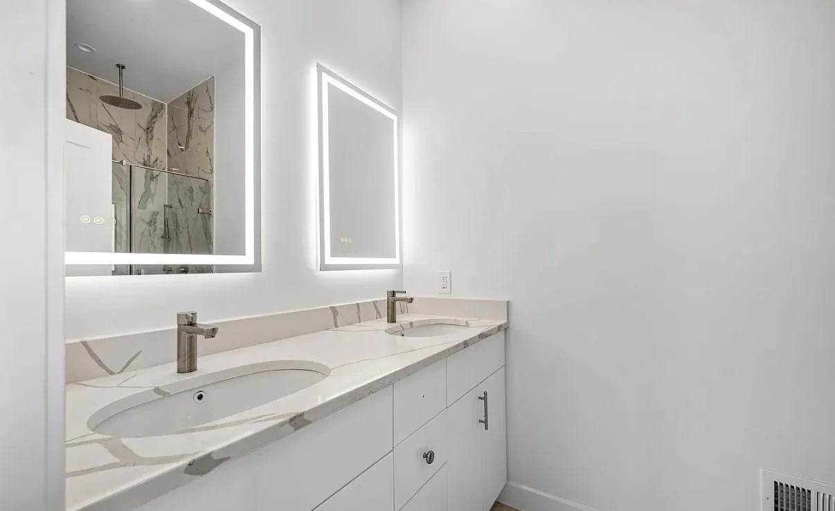 5508 Clay Pl Ne #2 - Photo 5 of 20