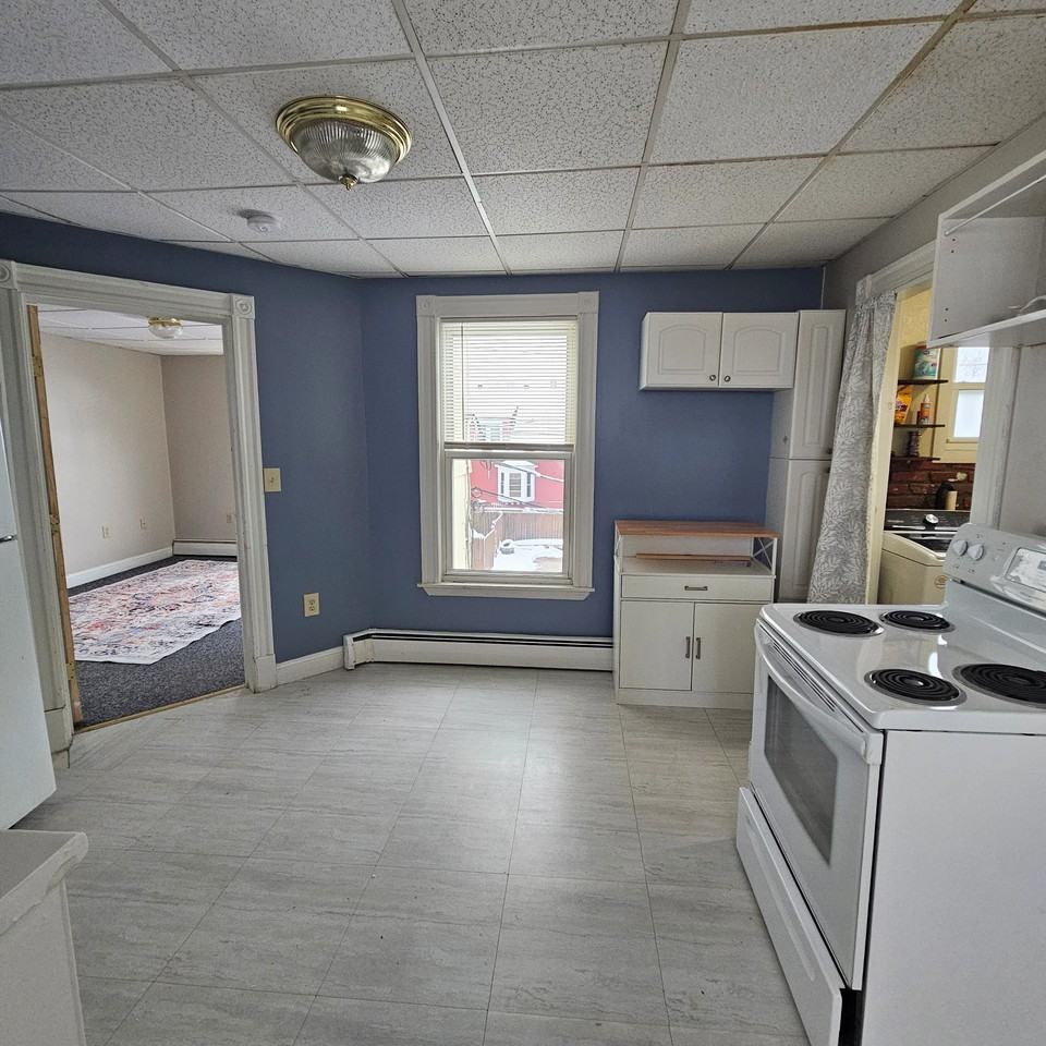 135 Summer St #2 - Photo 3 of 14