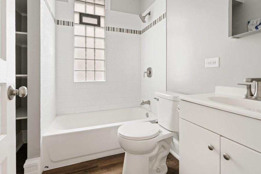 W Nelson St & Ashland Ave ##1F - Photo 6 of 9