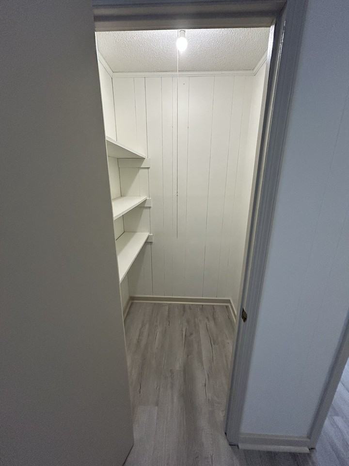 79 Ridgemont Cir #7 - Photo 3 of 6