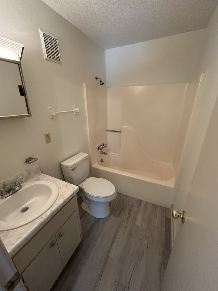 79 Ridgemont Cir #7 - Photo 6 of 6