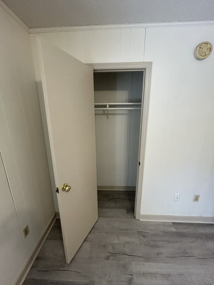 79 Ridgemont Cir #5 - Photo 5 of 6