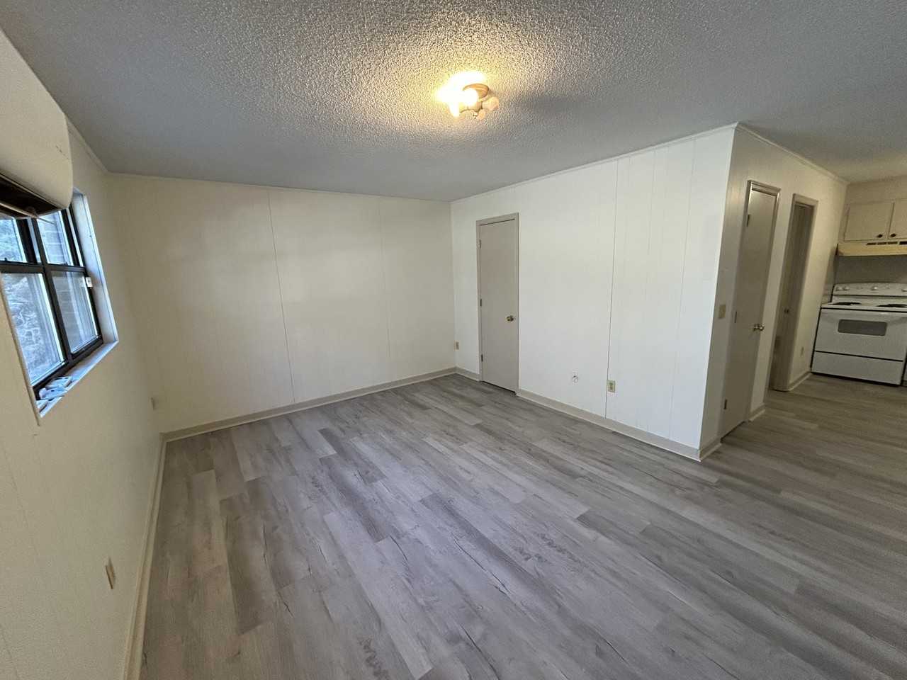 79 Ridgemont Cir #1 - Photo 2 of 8