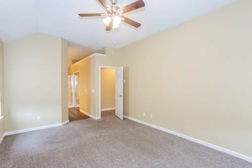 1364 Yorkshire Pl Nw #NA - Photo 7 of 11