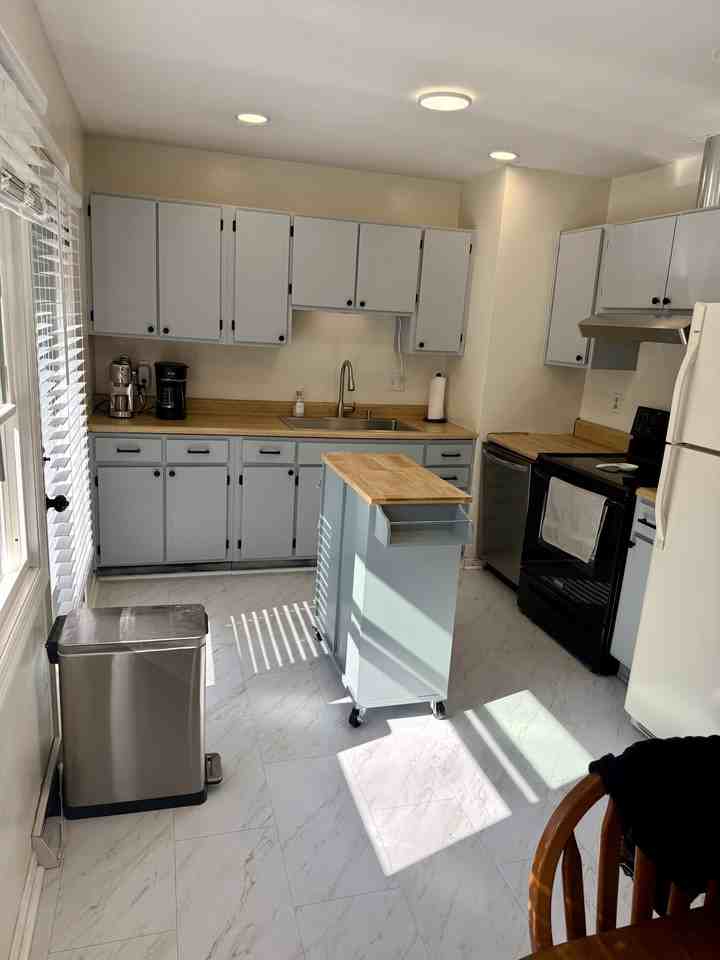 22041 Spring Valley Dr #NA - Photo 5 of 15