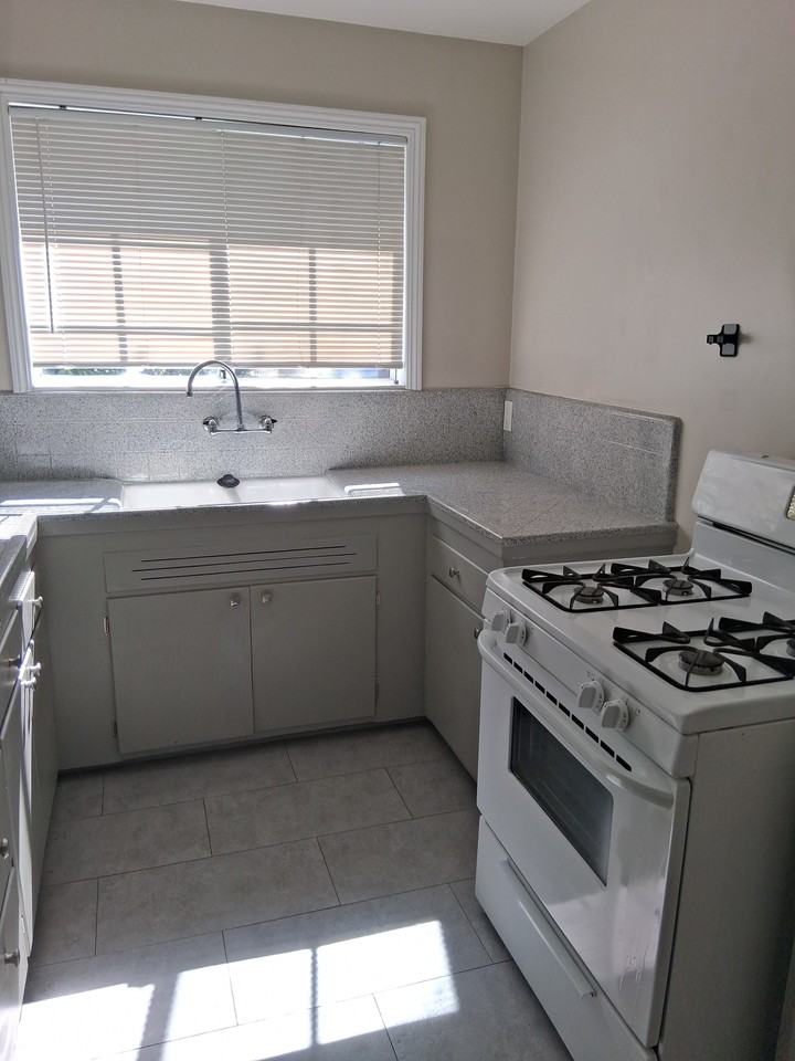 5852 David Avenue - Photo 5 of 13