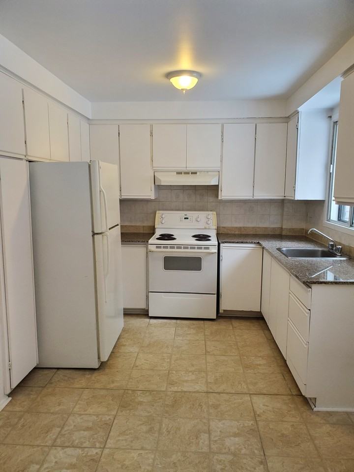 7611 Rue Chouinard - Photo 2 of 14