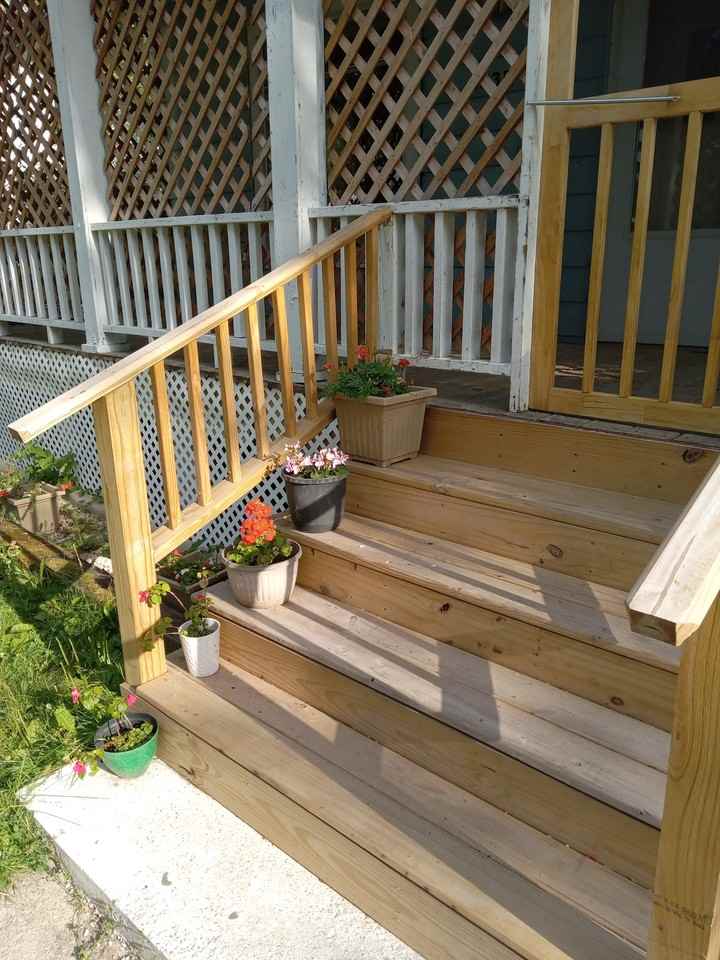 833 E North St - Photo 3 of 49