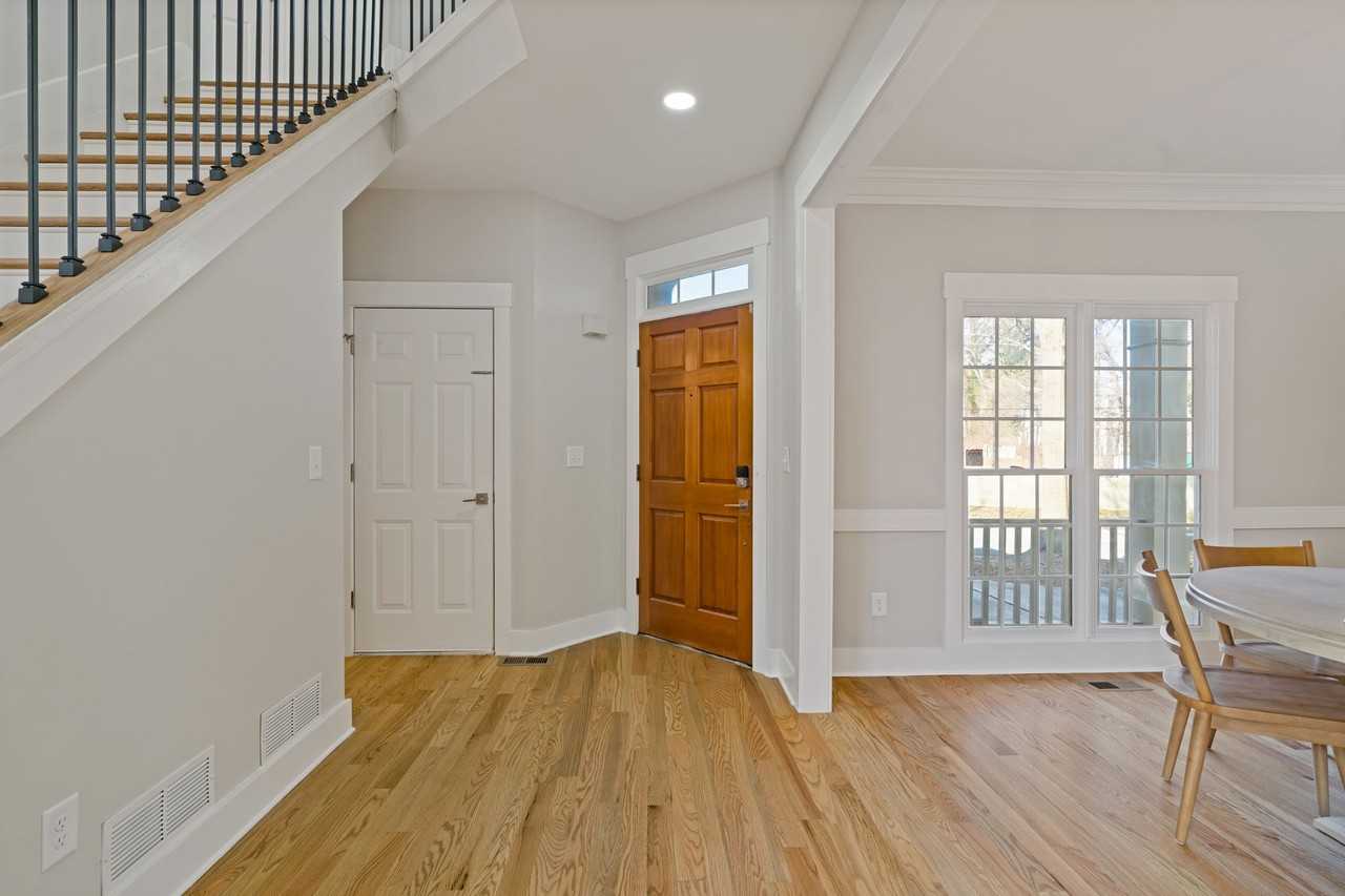 3627 Chestnut Dr #NA - Photo 4 of 45