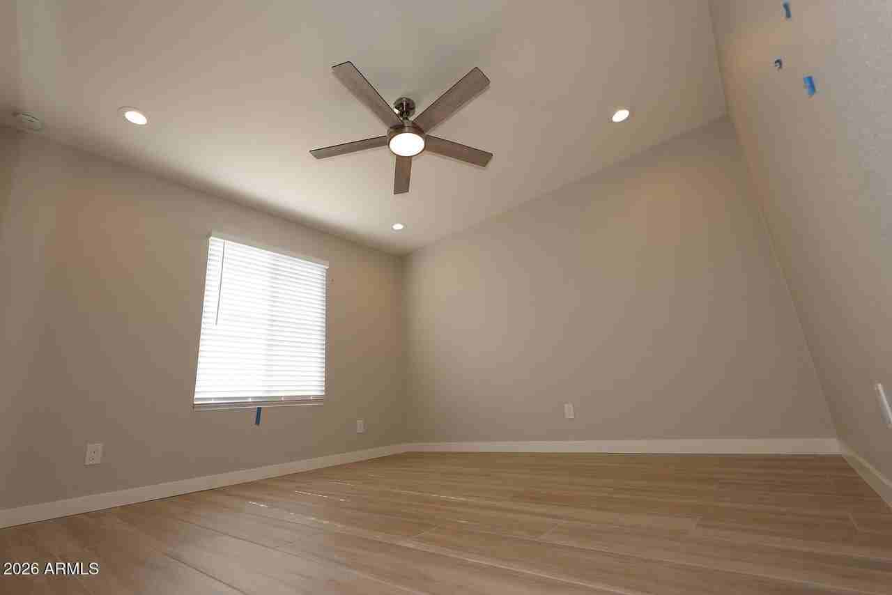 476 E Linda Ave Apt 4 - Photo 4 of 8