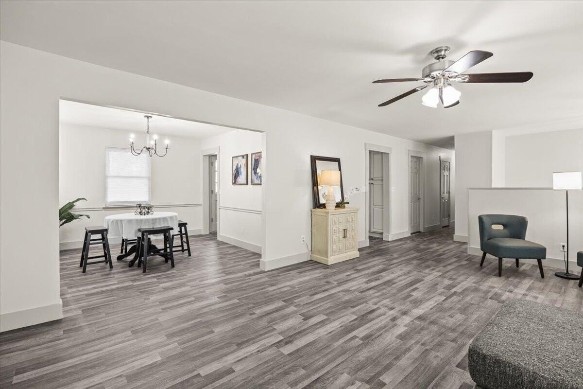 9121 Potomac Dr - Photo 7 of 50