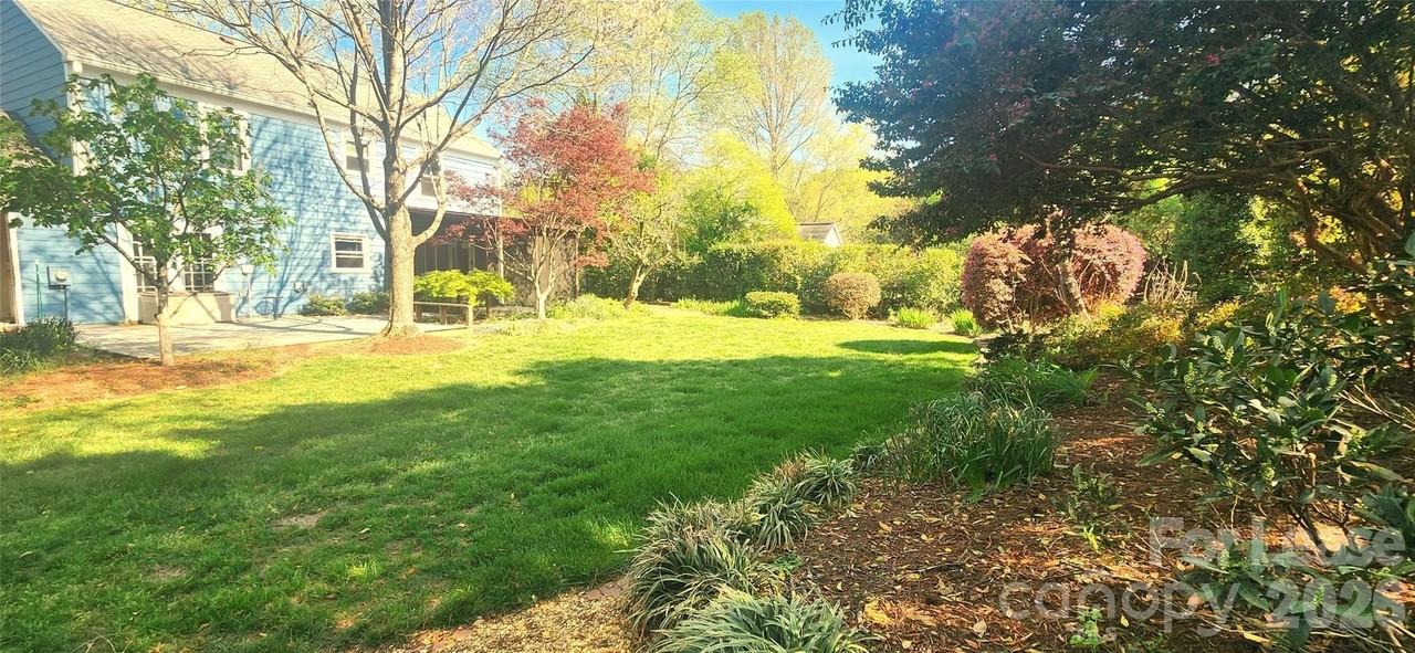 2015 Glouchester Cir - Photo 4 of 24