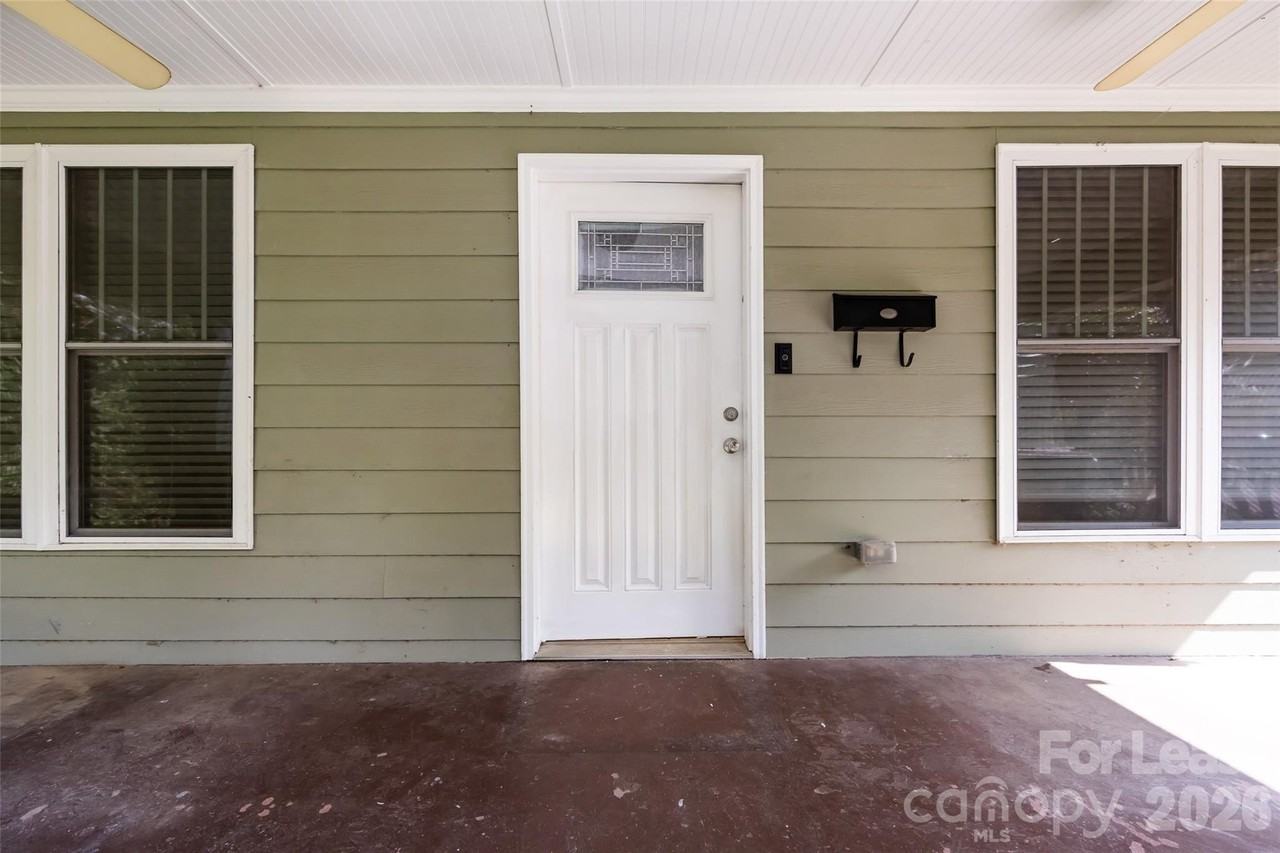 1225 Kennon St - Photo 5 of 46