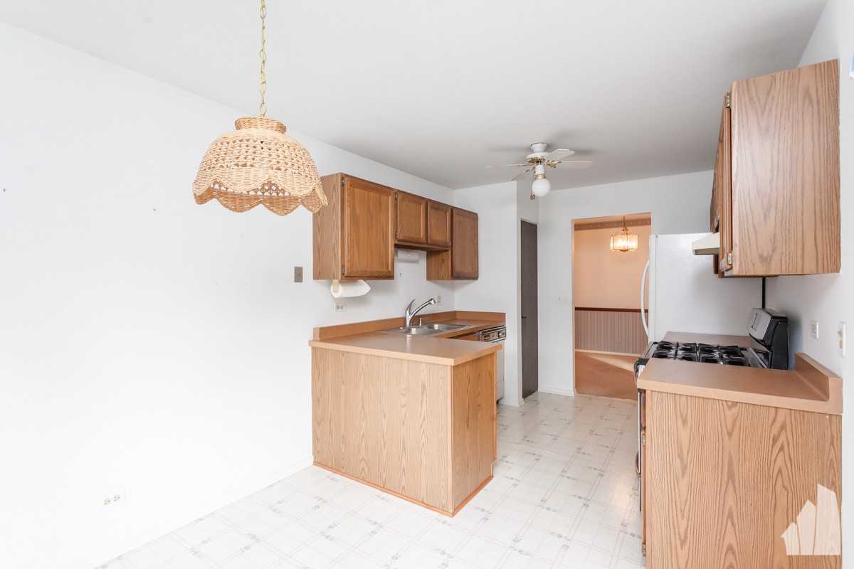 2630 Northampton Dr Apt A2 #A2 - Photo 6 of 27