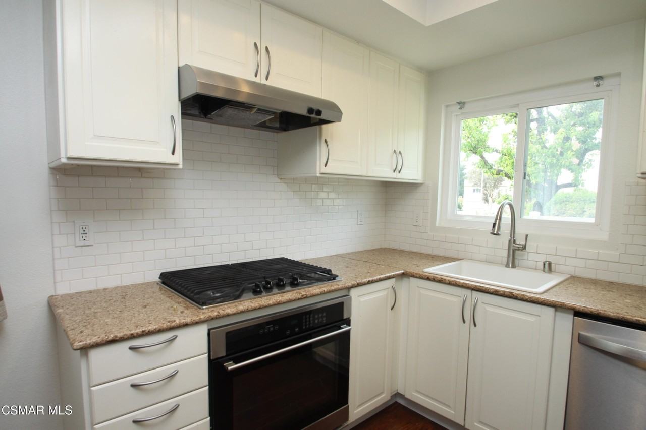 1299 Ramona Dr - Photo 7 of 17