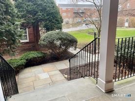 70 Strawberry Hill Ave Apt 5-1d - Photo 1 of 1