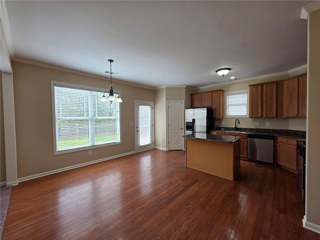 4713 Clarkstone Dr - Photo 4 of 19