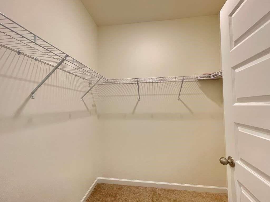 350 Graham Campbell Ln - Photo 6 of 18