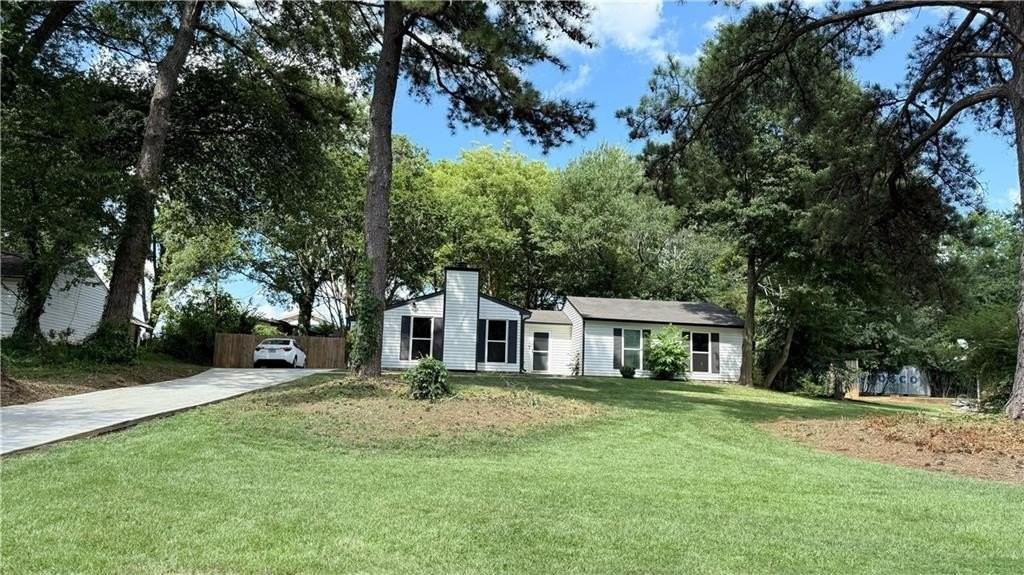 980 Hilltop Ct - Photo 3 of 31