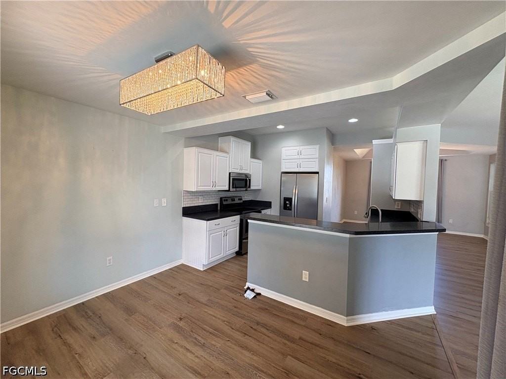 3710 Sw 13th Ave - Photo 4 of 16