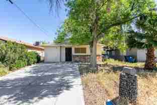 427 S Tonopah Dr - Photo 1 of 1