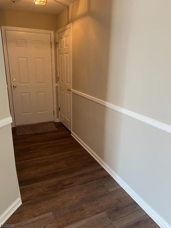 96 Crestview Ln - Photo 2 of 19